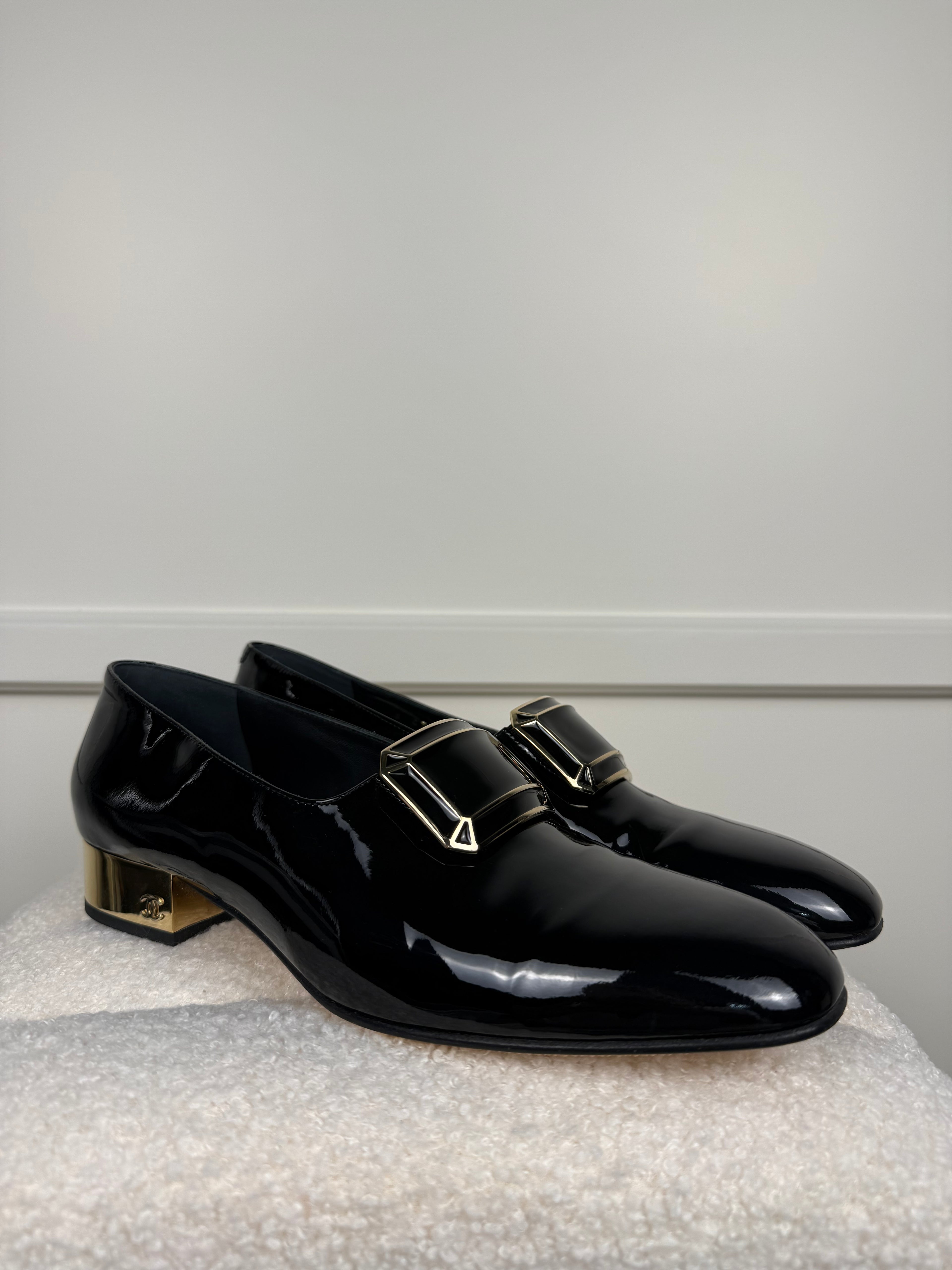 Chanel Patent Leather Moccasin Black Gold Details Sz. 39.5 EU