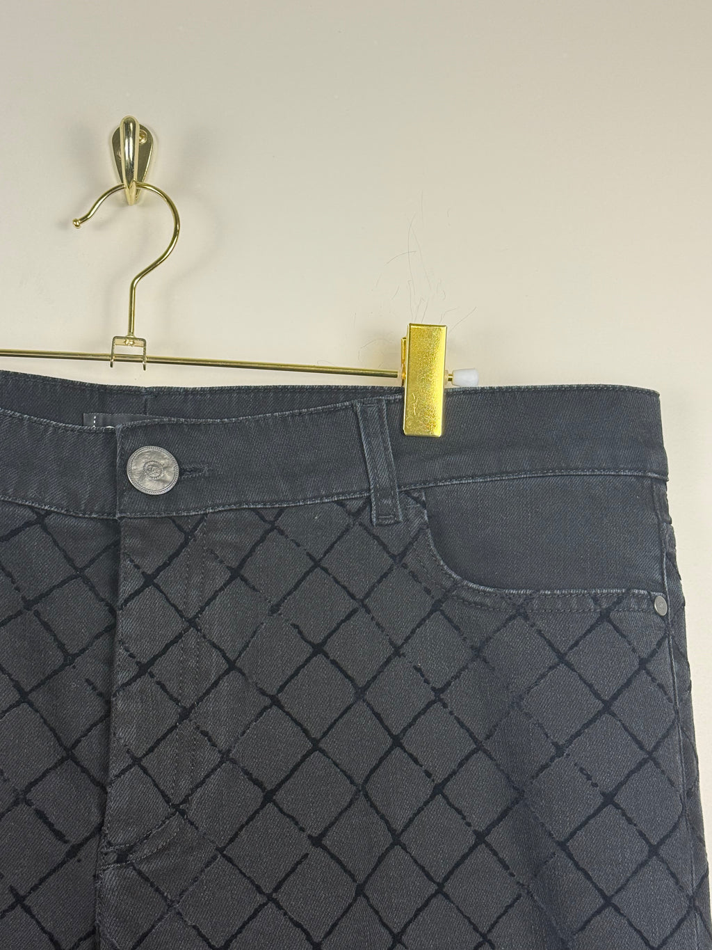 Chanel SS18 Jeans Black Sz. 44 DE (46 FR)