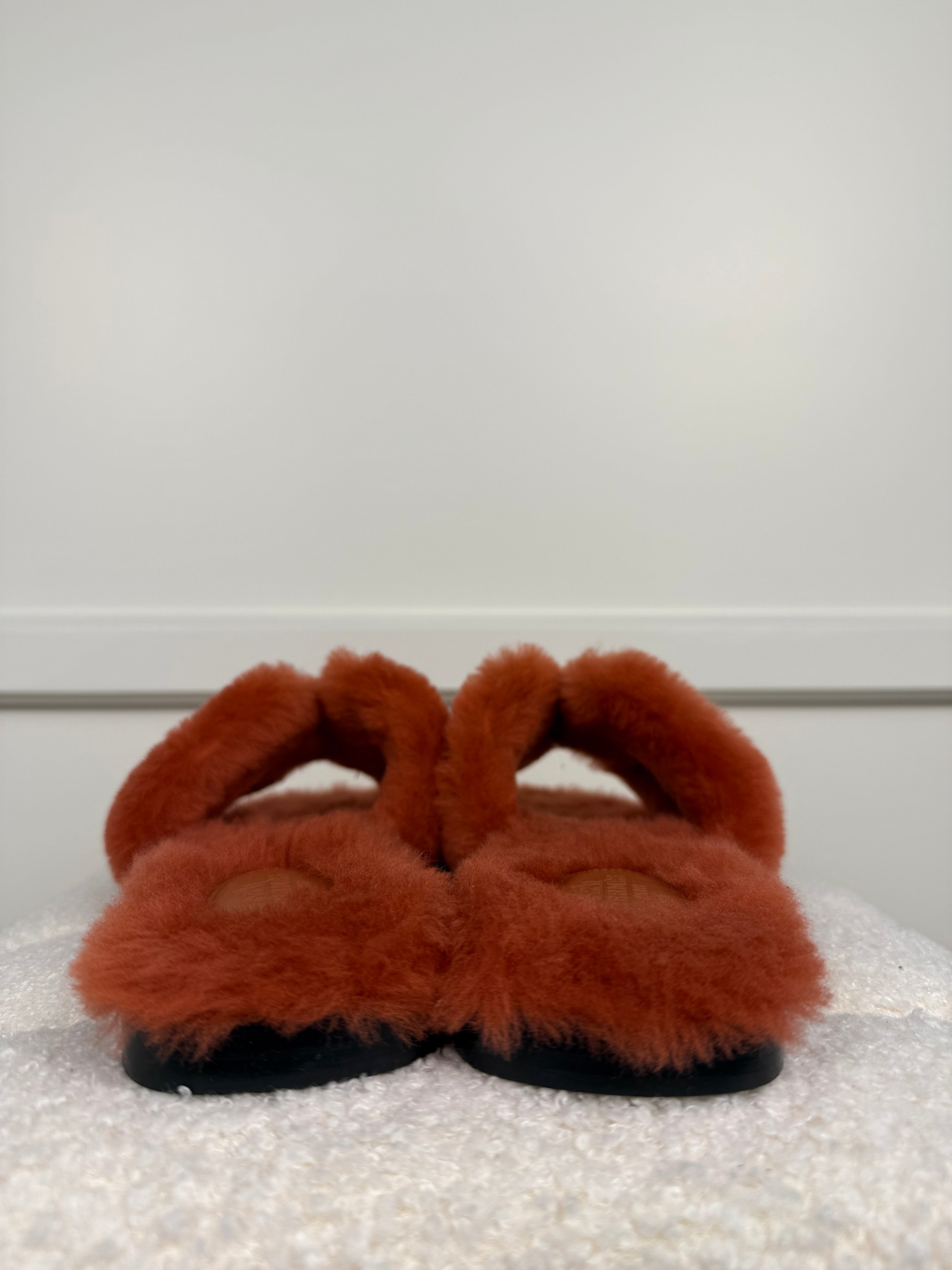Hermès Fluffy Oran Sandals Light Red Sz. 39 EU