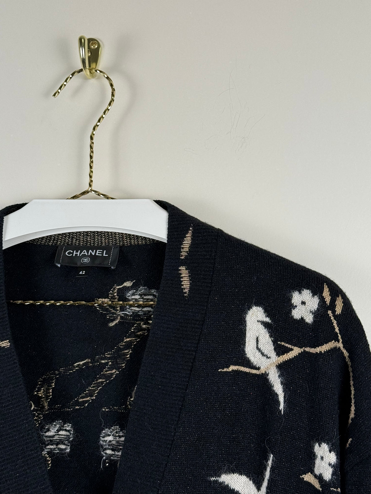 Chanel Jäcklein – Schwarz mit Vogel- & Blumenmotiven – Gr. FR 42 / DE 40