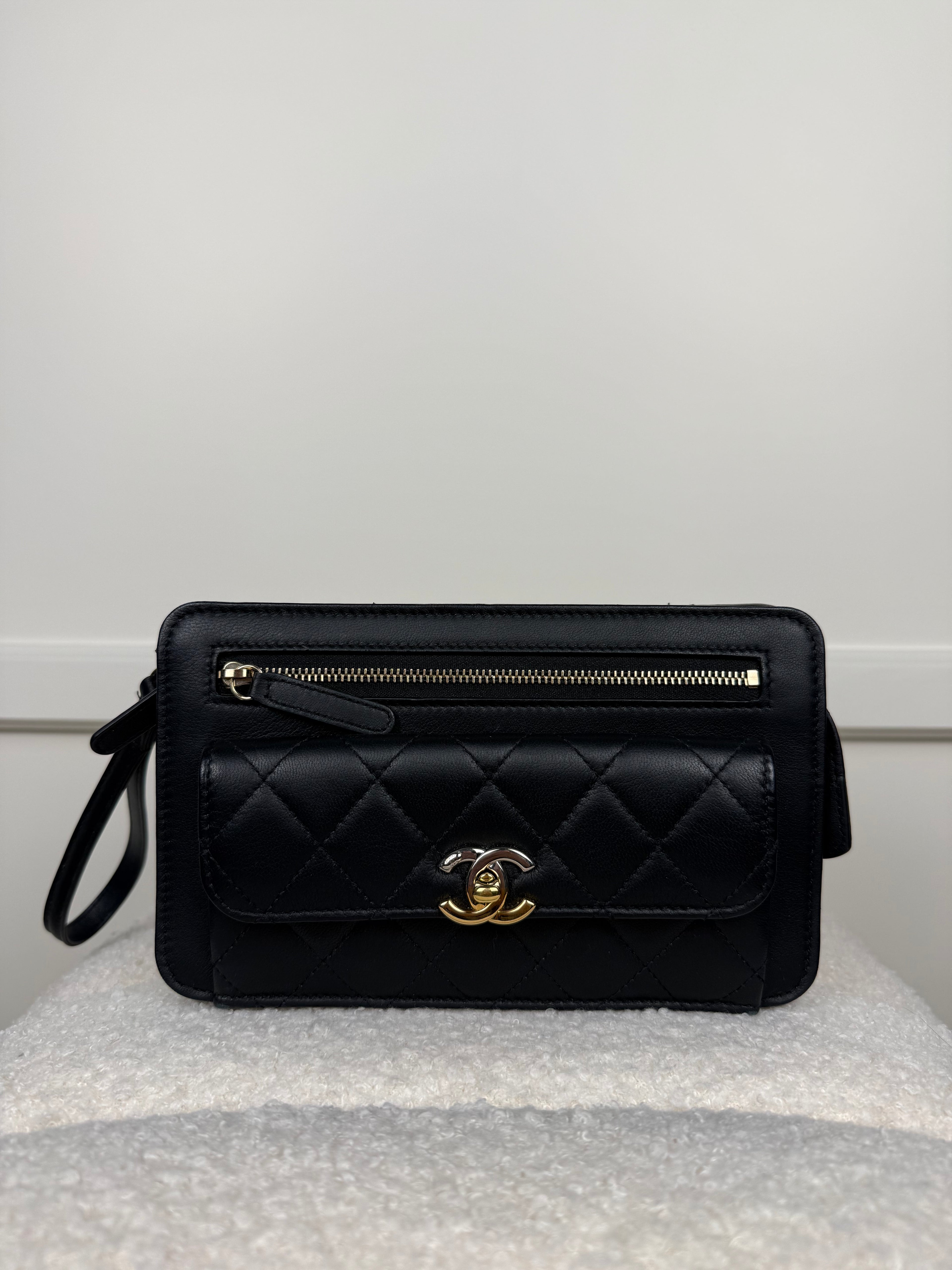 Chanel Quilted Lambskin Clutch Black