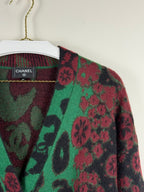 Chanel Métiers d’Art 2022/23 Kaschmir-Mohair Cardigan – Mehrfarbig – Gr. 42 DE (44 FR)