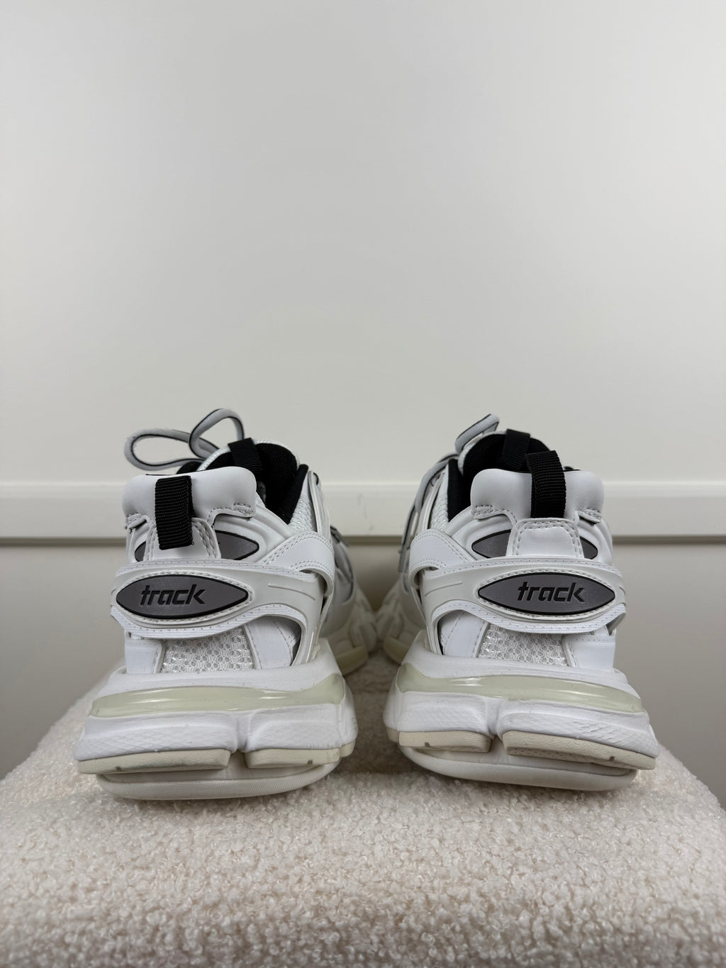 Balenciaga Track Sneakers – Weiss – Gr. 39 EU