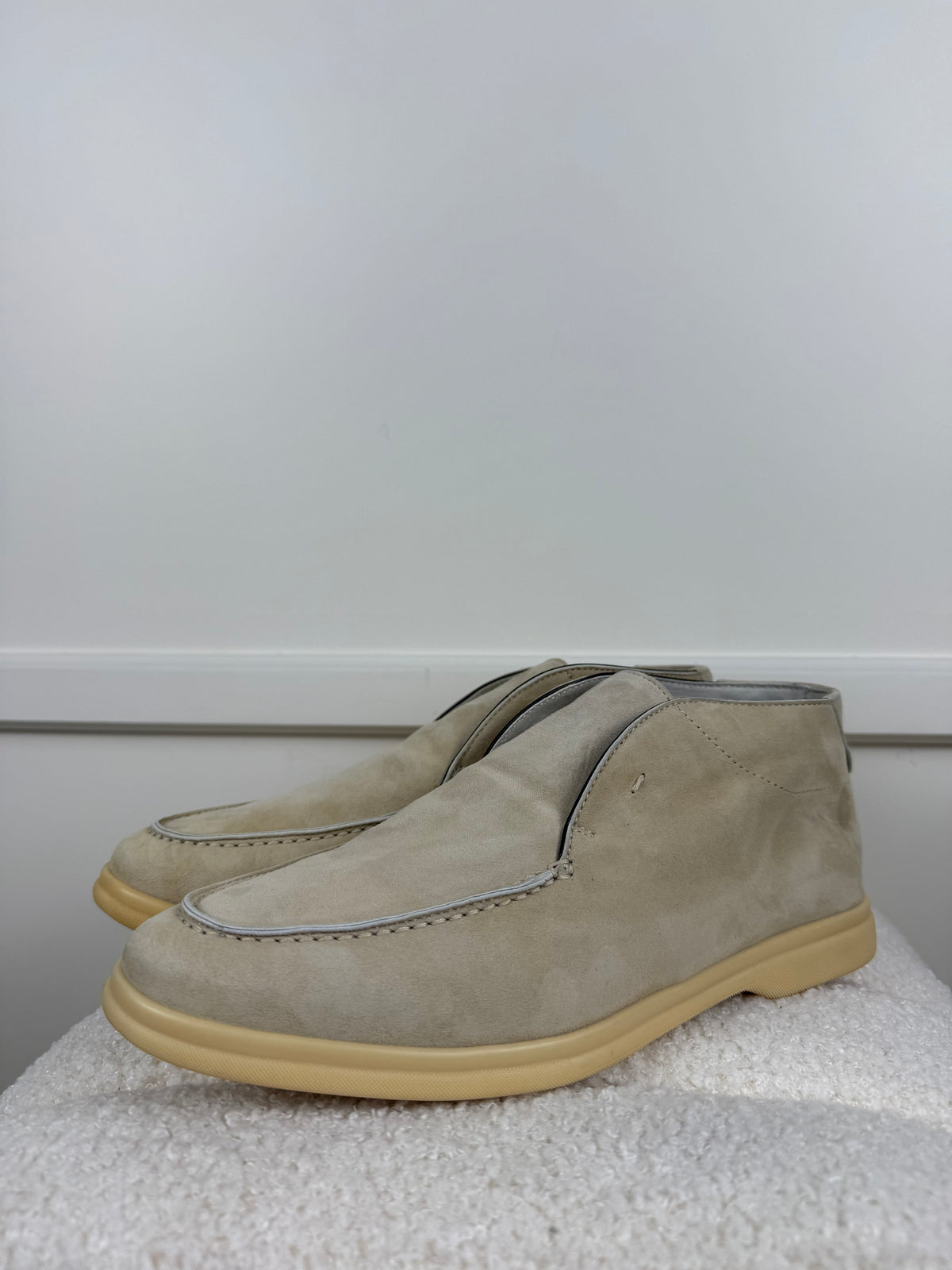 Andrea Ventura Schuhe aus Veloursleder – Beige – Gr. 39 EU