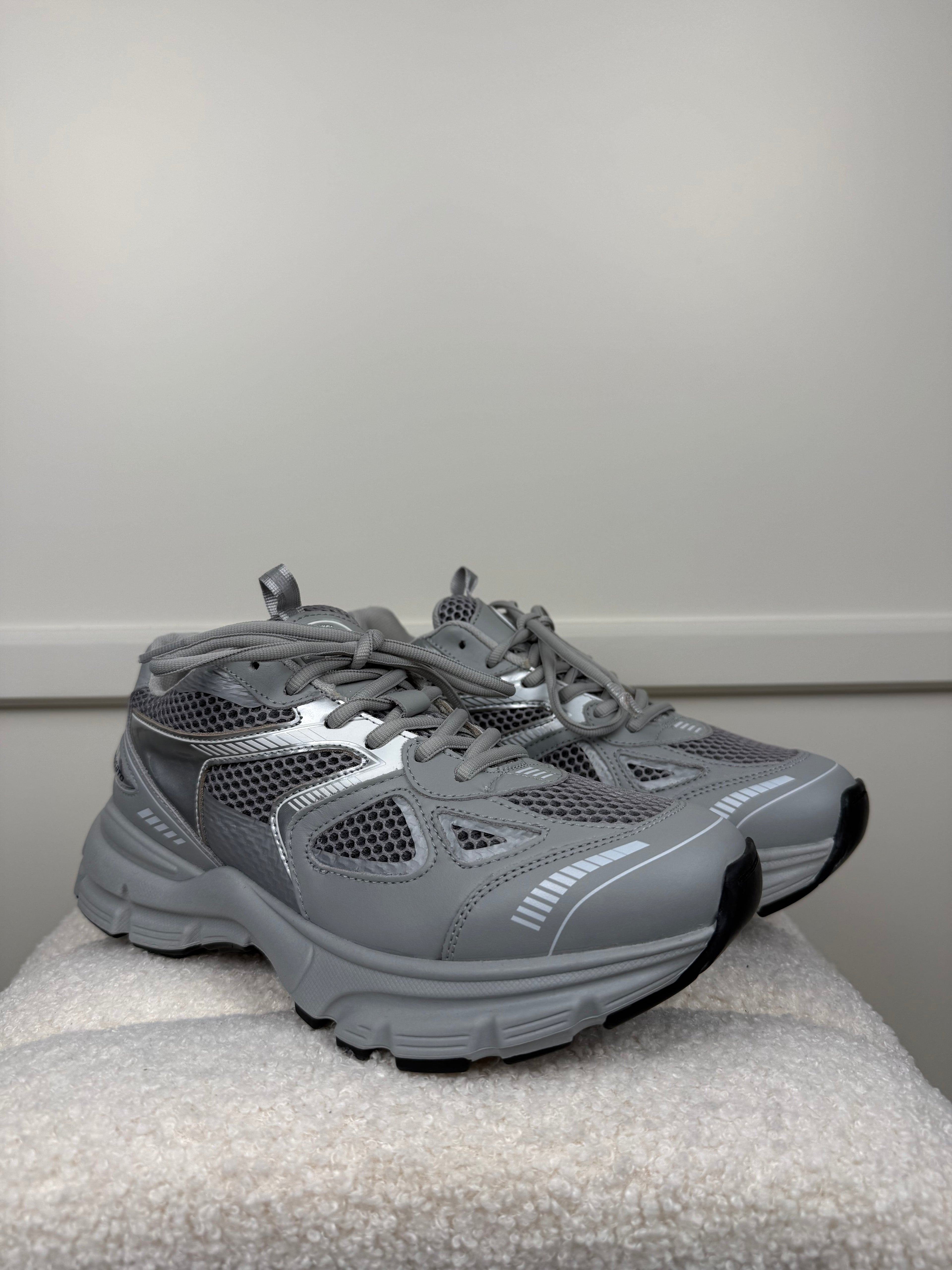Axel Arigato Marathon Runner Grey Sz. 38