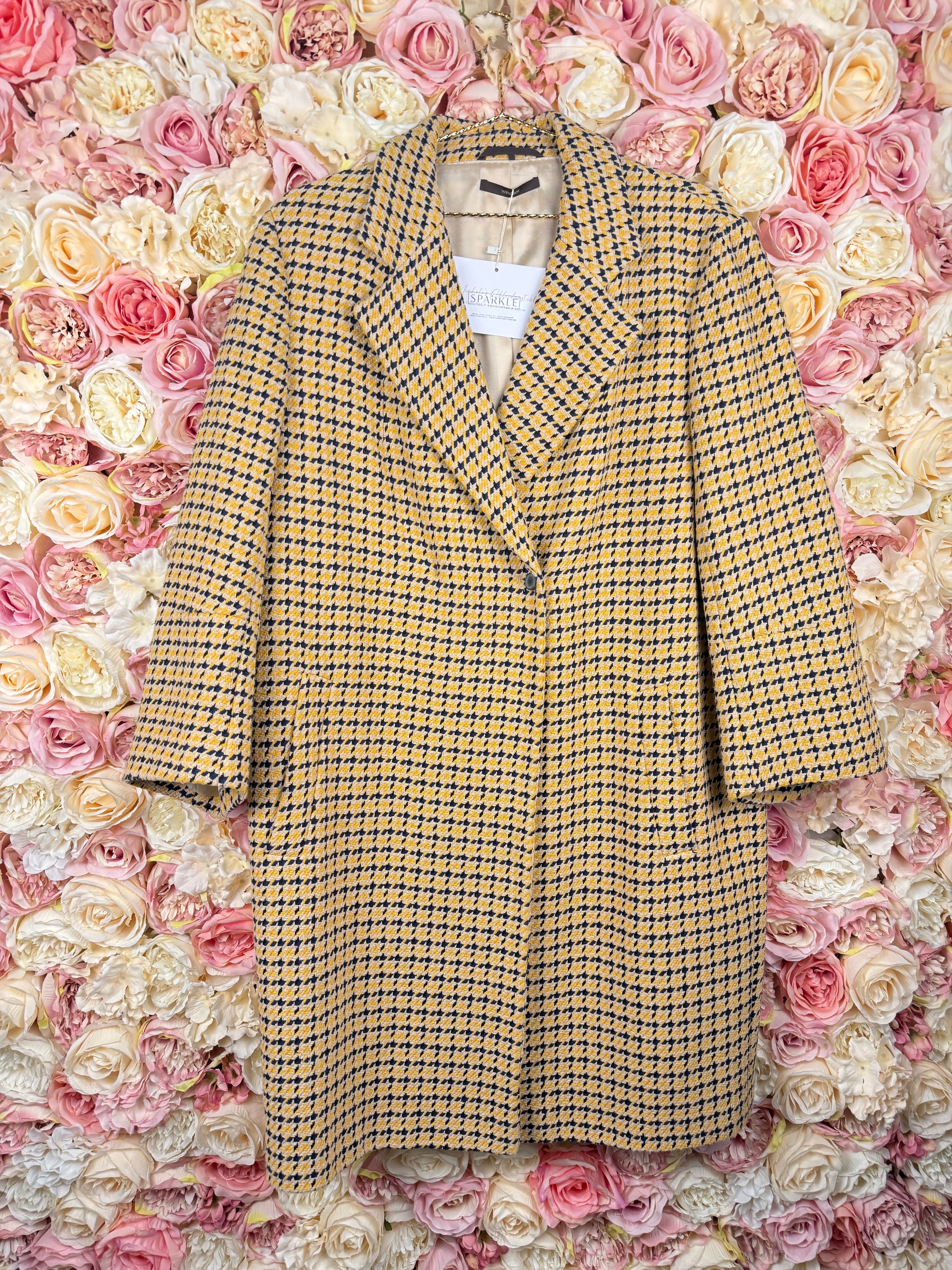 Windsor Coat Houndstooth Pattern