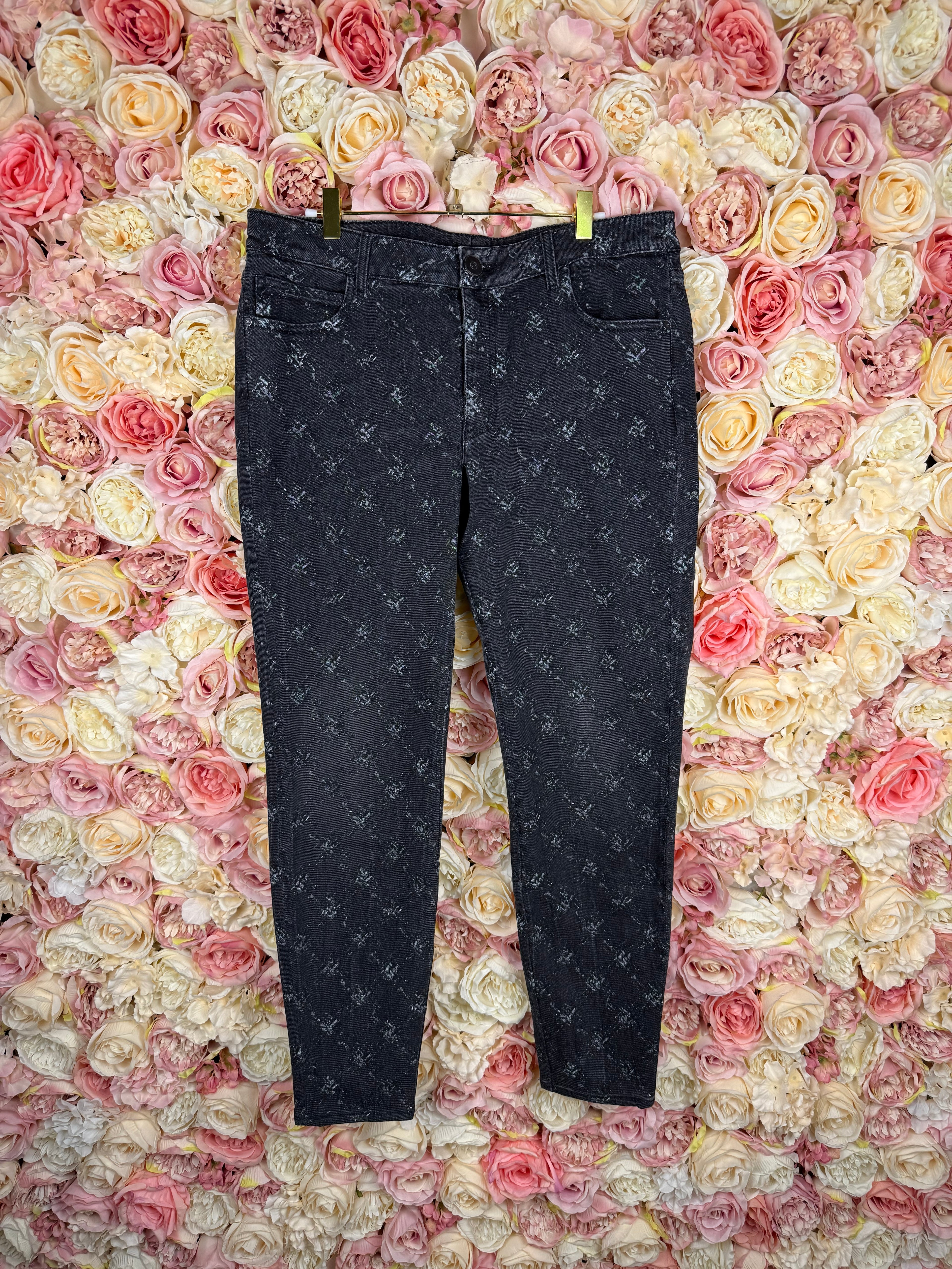 Chanel Pre Fall 2023 Métiers d'Art Runway Jeans Grey Sz. 42 DE (44 FR)
