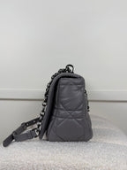 Dior Caro Tasche Medium – Grau