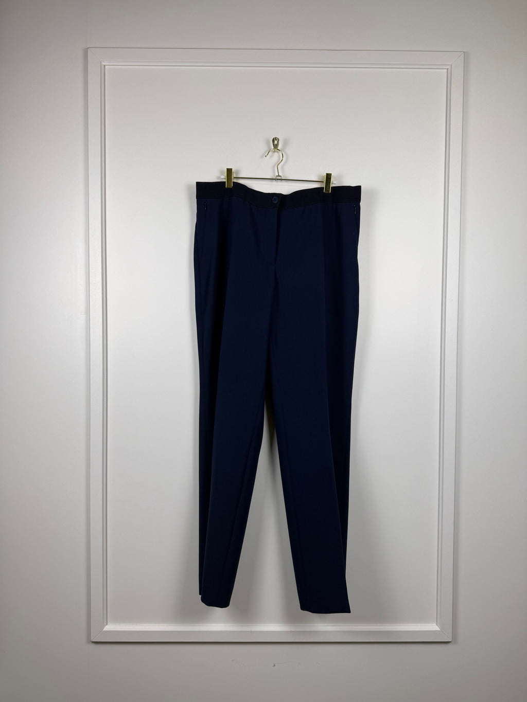 Akris Klassische Hose – Dunkelblau – Gr. 44 DE