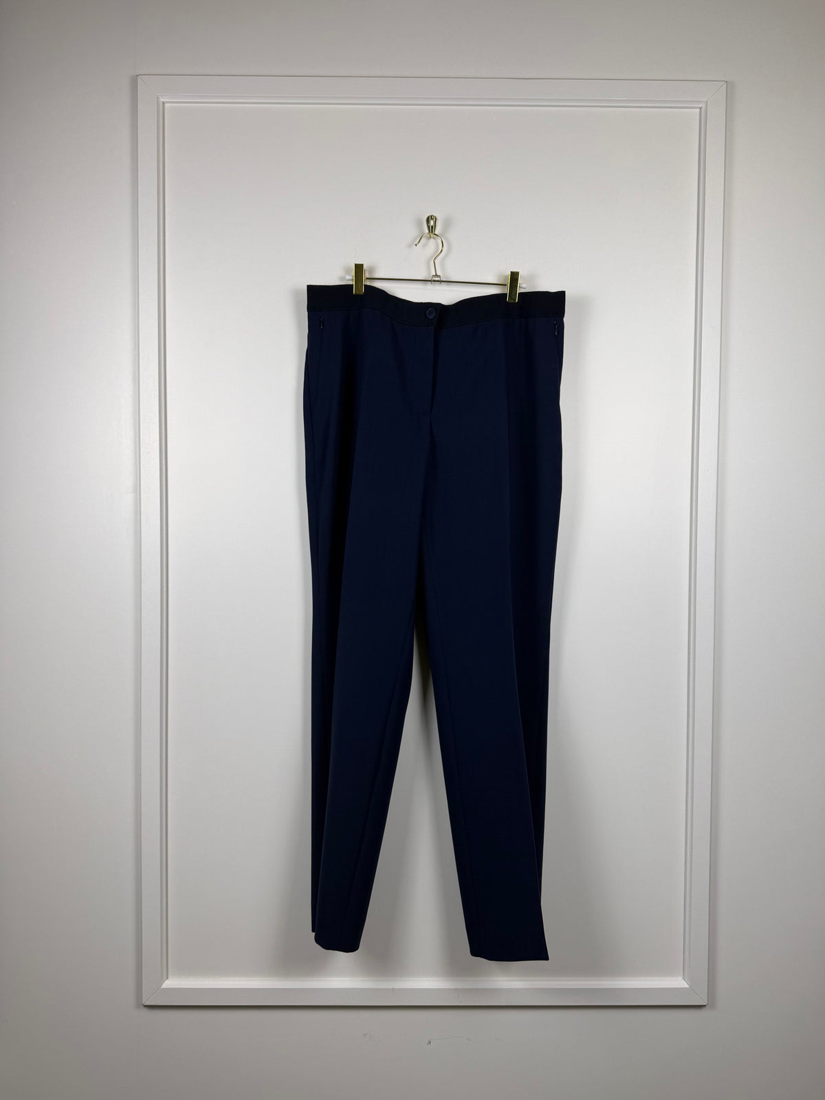 Akris Klassische Hose – Dunkelblau – Gr. 44 DE