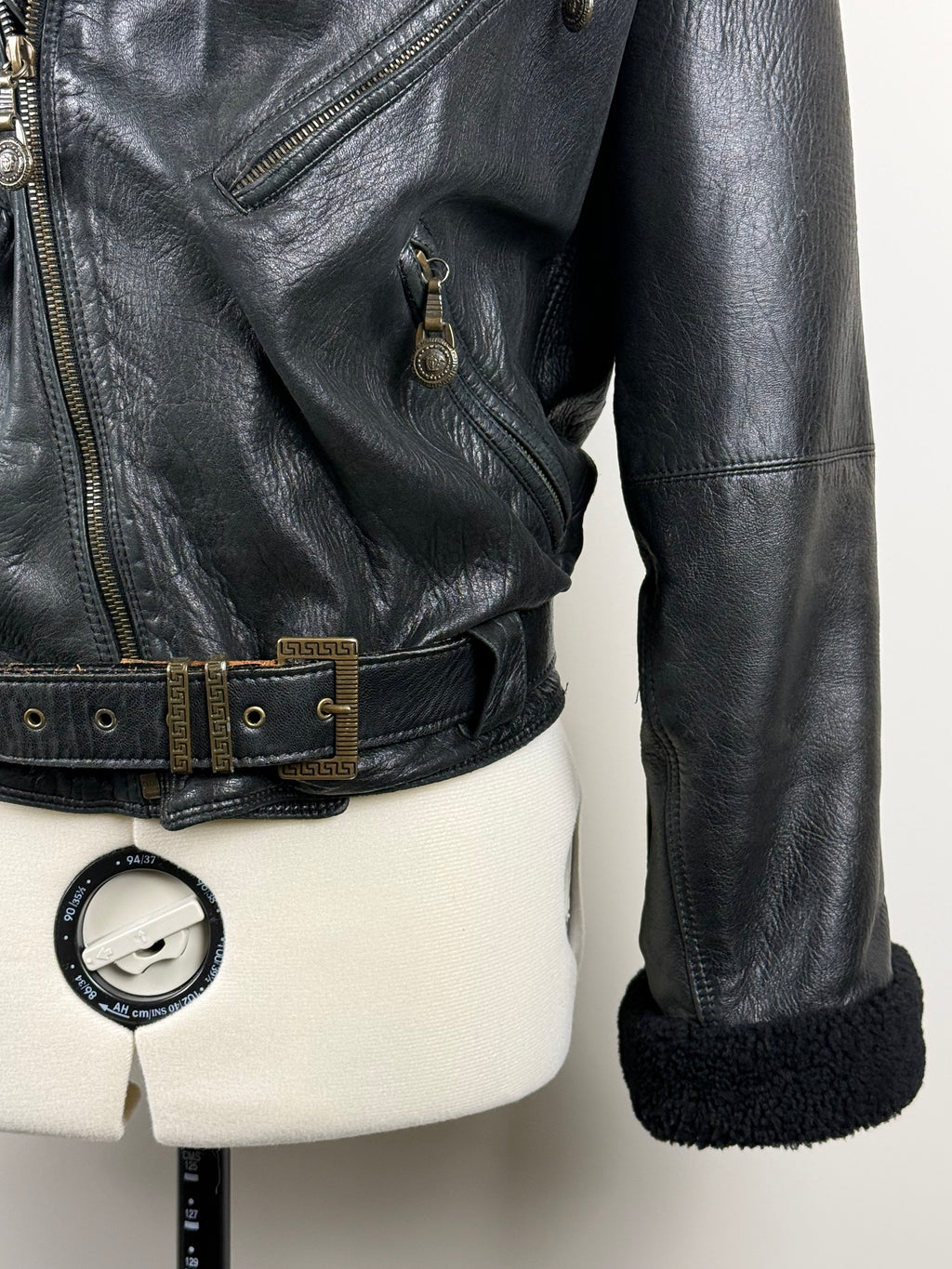 Versace Vintage Lederjacke – Schwarz – Gr. 38 DE (42 IT)