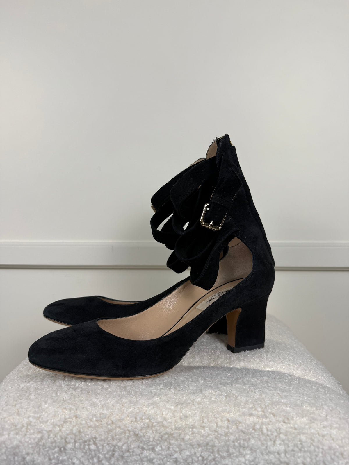 Valentino Veloursleder Heels – Schwarz – Gr. 37 EU