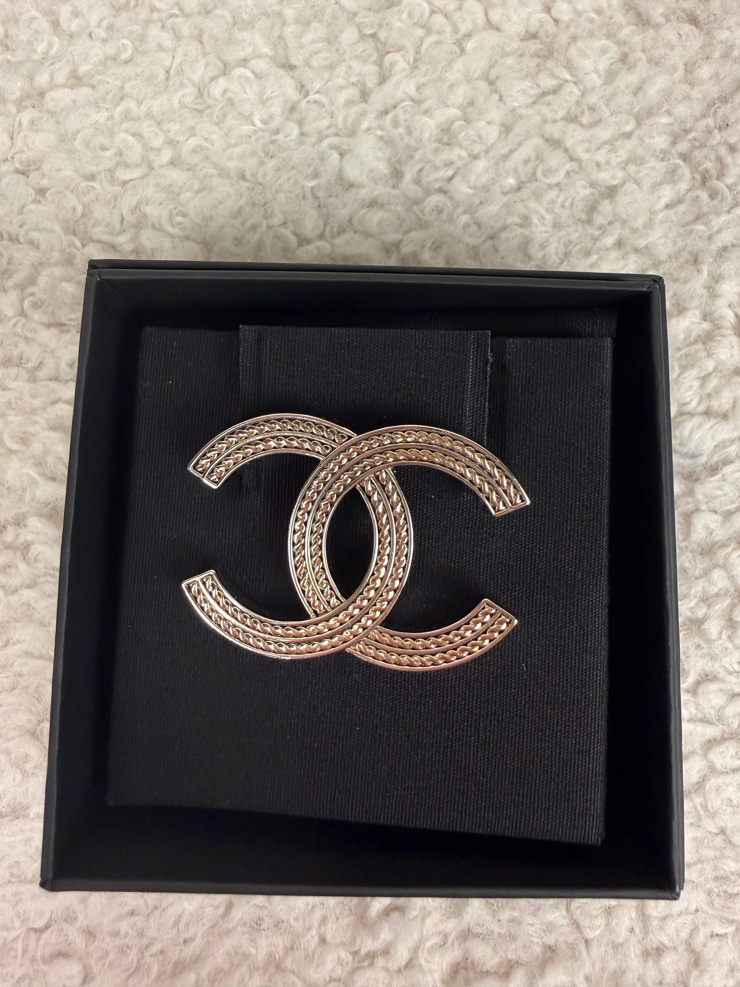 Chanel CC Brooch Silver