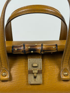 Gucci Kleine Bamboo Bullet Tasche – Camel