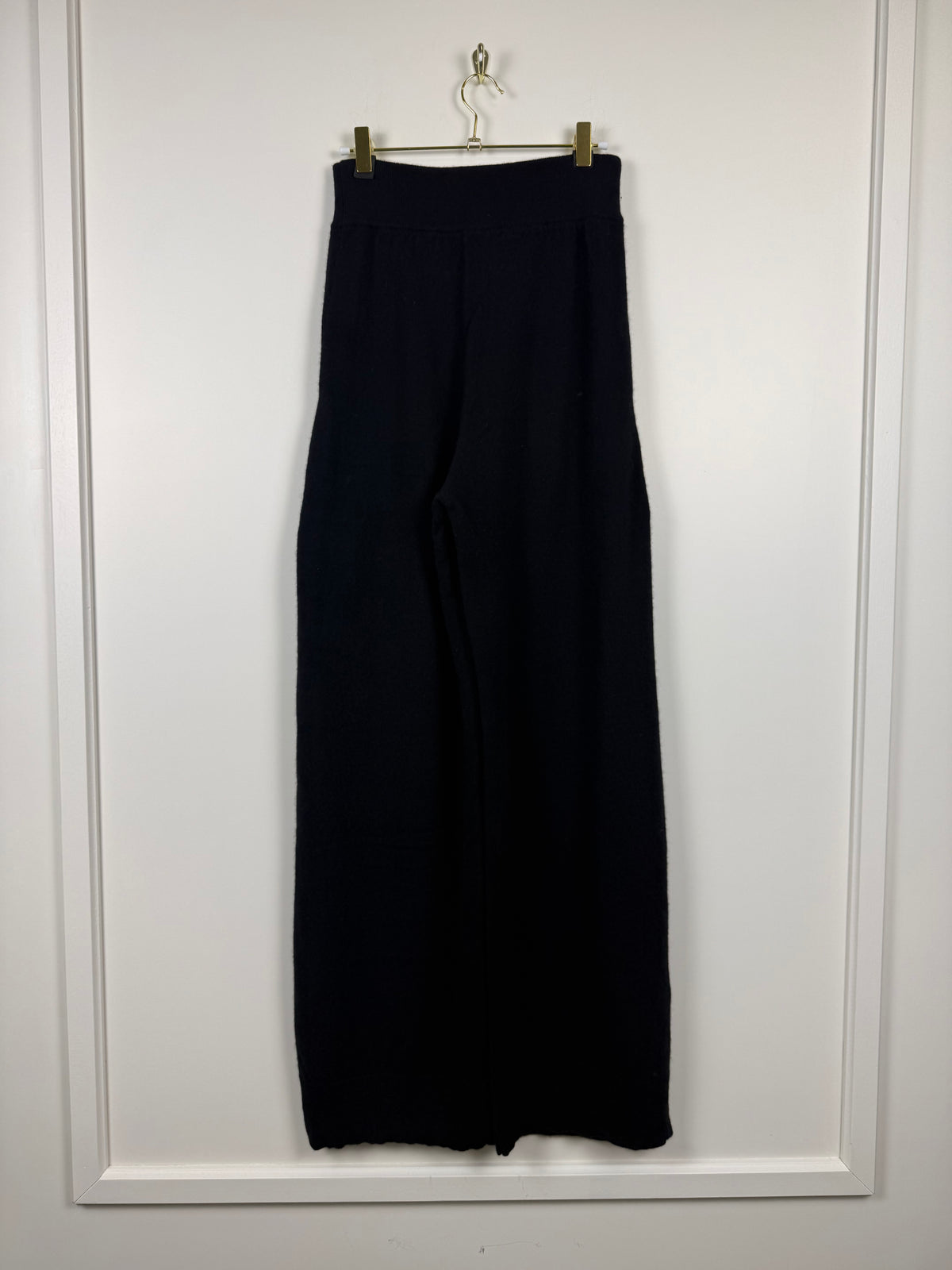 ODEEH Hose mit breitem Strickbund – Schwarz – Gr. L