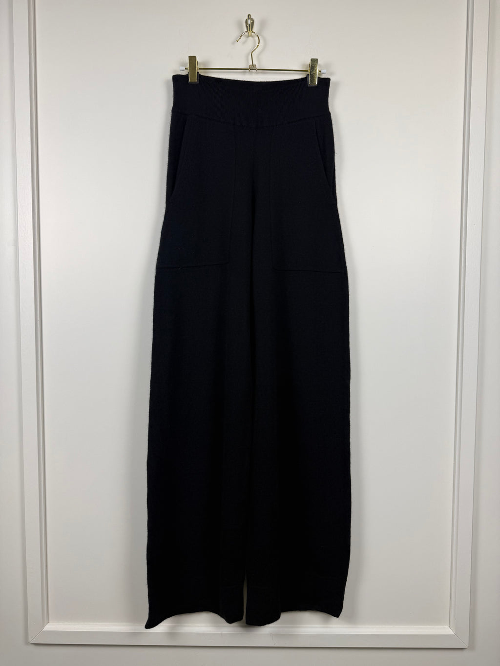 ODEEH Hose mit breitem Strickbund – Schwarz – Gr. L