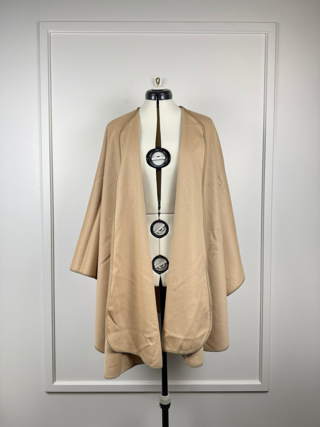 Hemisphere by Colombo Kaschmir-Cape – Beige – Gr. OS