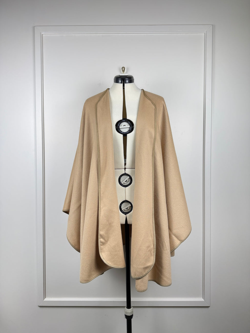 Hemisphere by Colombo Kaschmir-Cape – Beige – Gr. OS