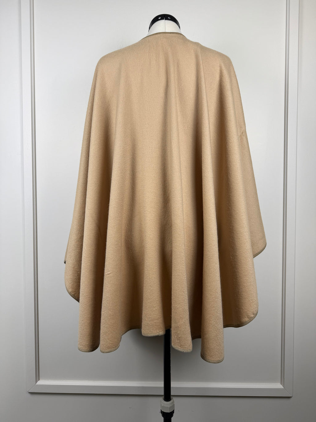 Hemisphere by Colombo Kaschmir-Cape – Beige – Gr. OS