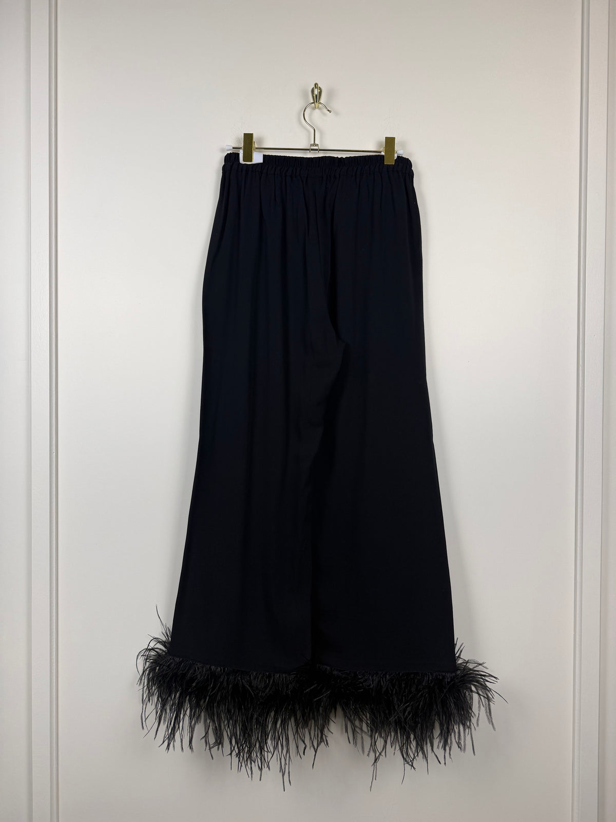 Sleeper Set – Schwarz mit Federn – Gr. M