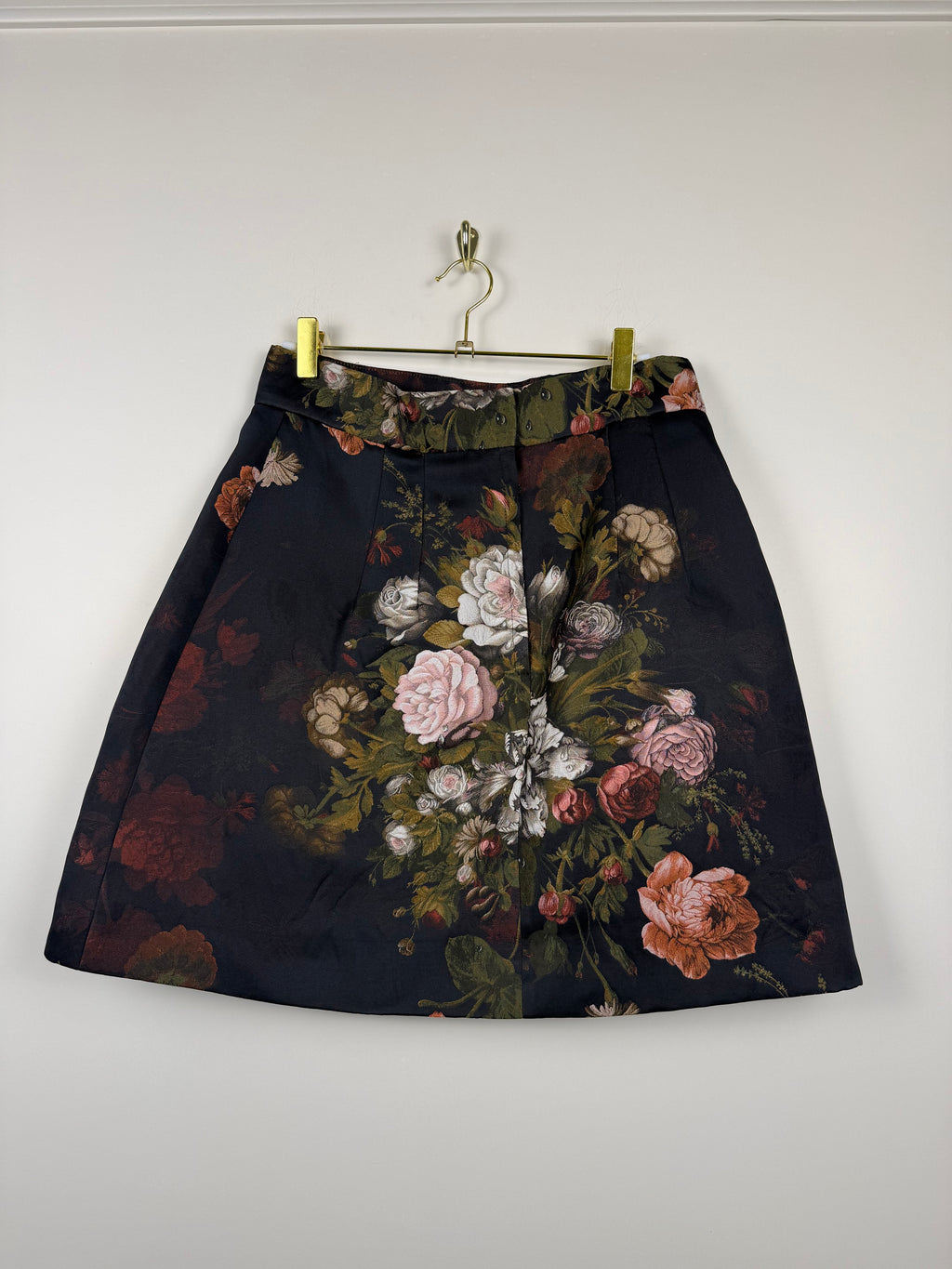 Dolce & Gabbana Jupe – Schwarz mit Rosen – Gr. 40 DE (44 IT)