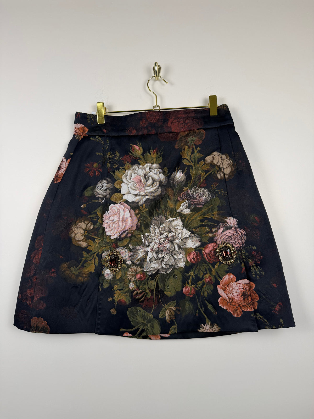 Dolce & Gabbana Jupe – Schwarz mit Rosen – Gr. 40 DE (44 IT)