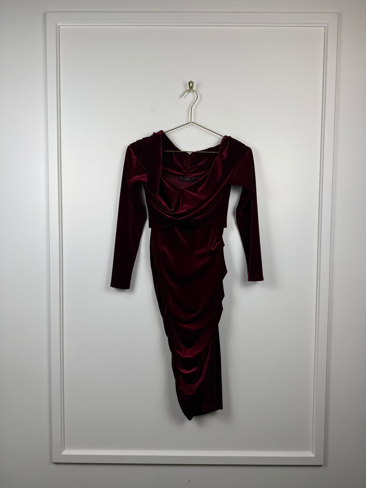 Me & Thee Samt-Kleid – Bordeaux – Gr. M (2)