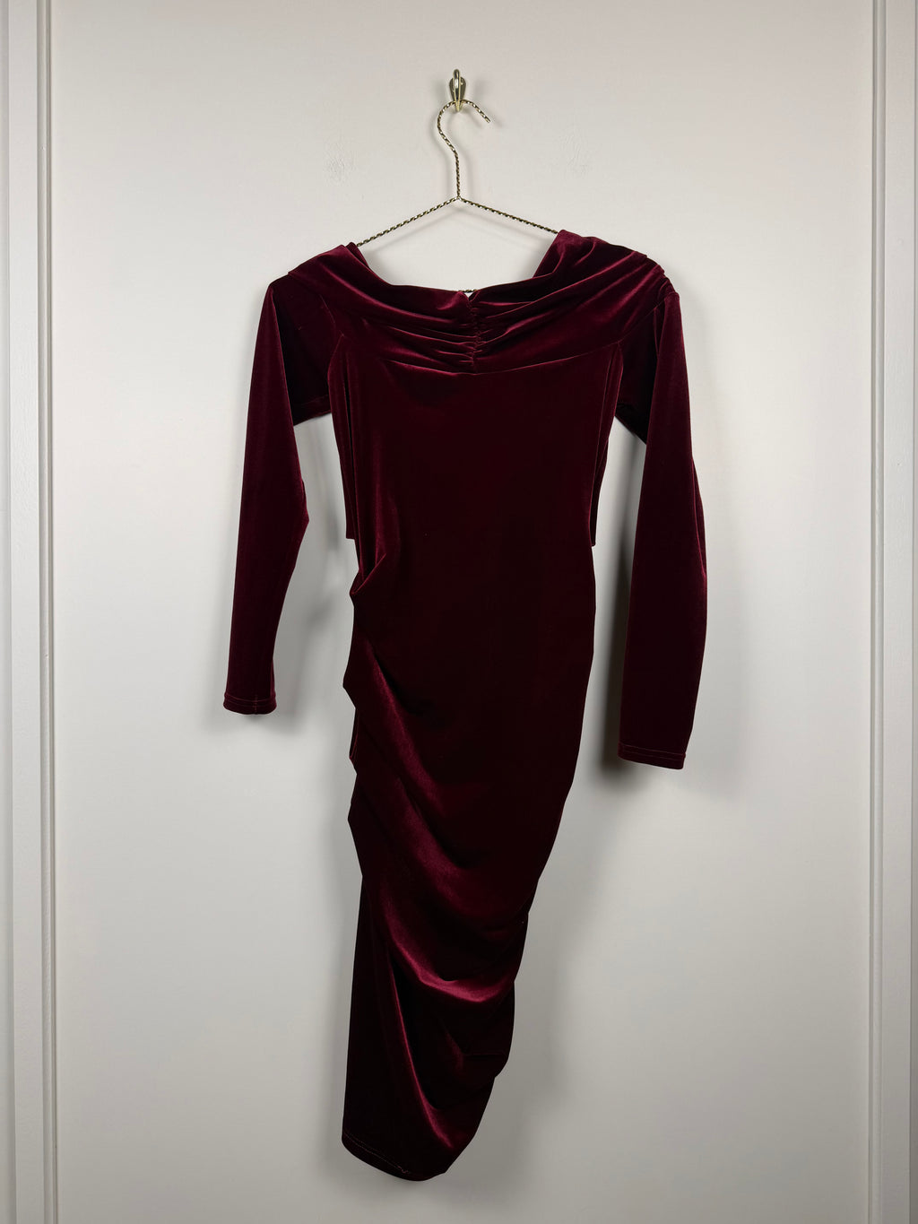 Me & Thee Samt-Kleid – Bordeaux – Gr. M (2)