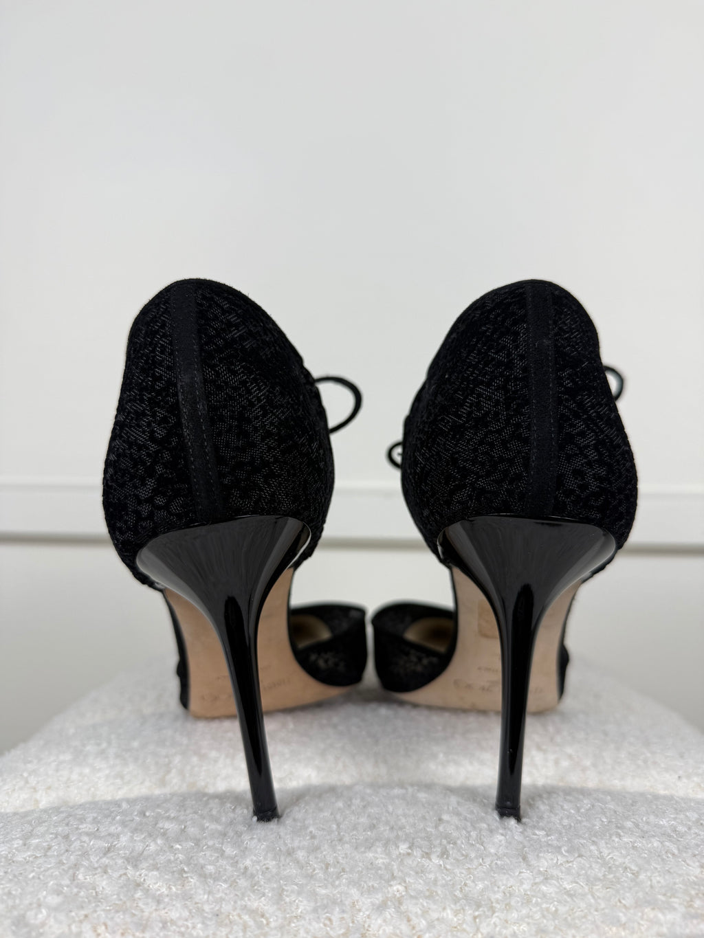 Jimmy Choo Heels – Schwarz – Gr. 38 EU