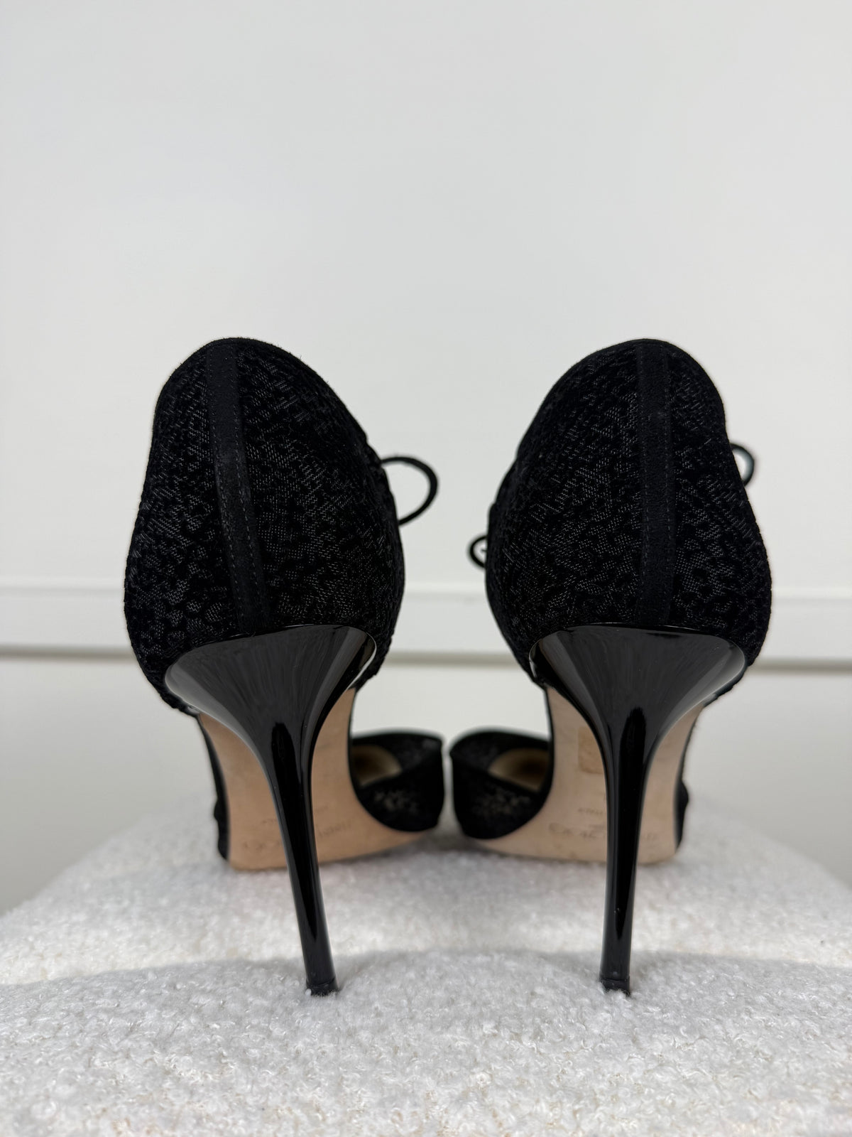 Jimmy Choo Heels – Schwarz – Gr. 38 EU