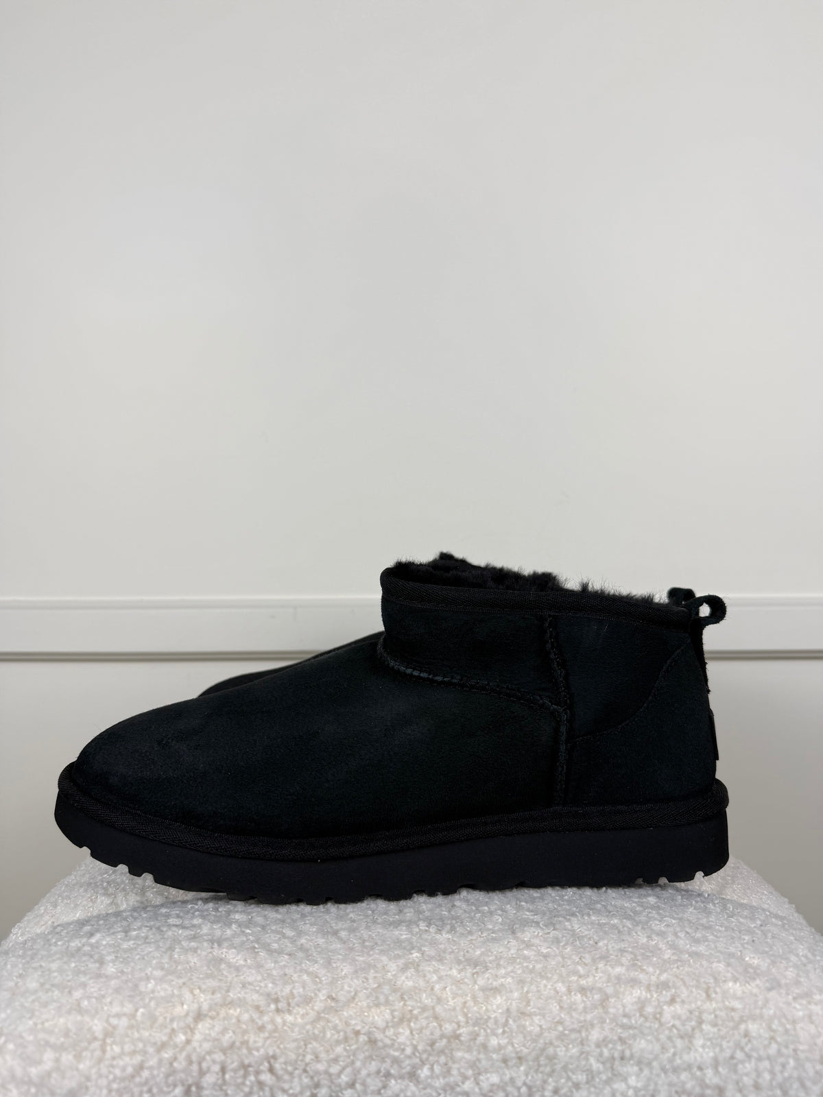 UGG Stiefeletten – Schwarz – Gr. 38 EU