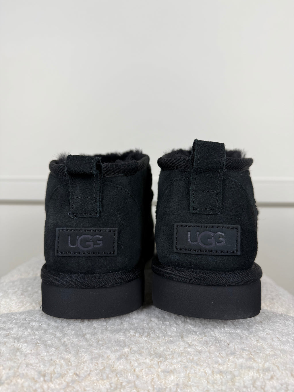 UGG Stiefeletten – Schwarz – Gr. 38 EU