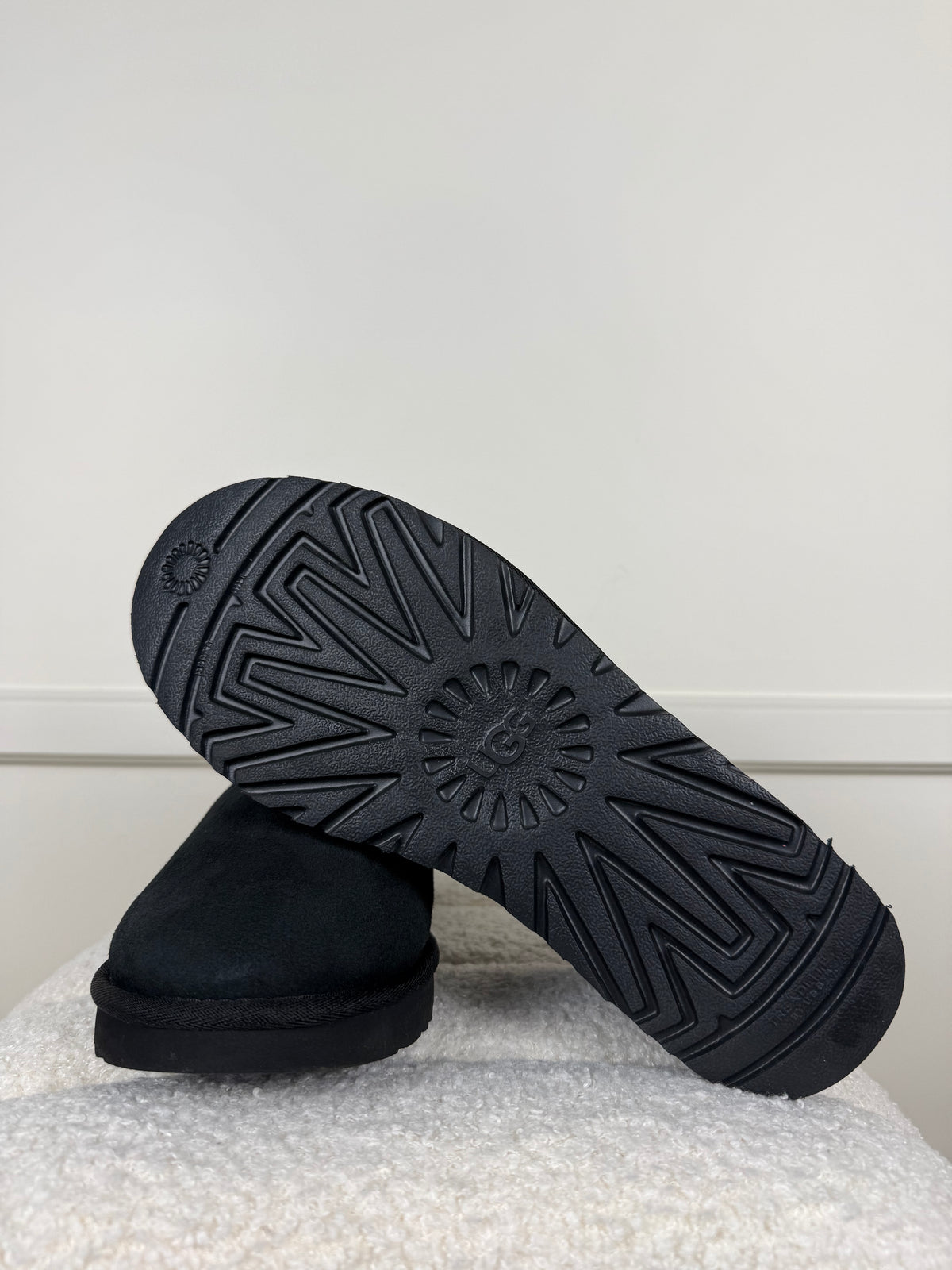 UGG Stiefeletten – Schwarz – Gr. 38 EU