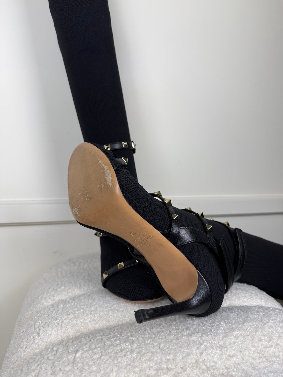 Valentino Stiefel – Schwarz mit Nieten – Gr. 38 EU