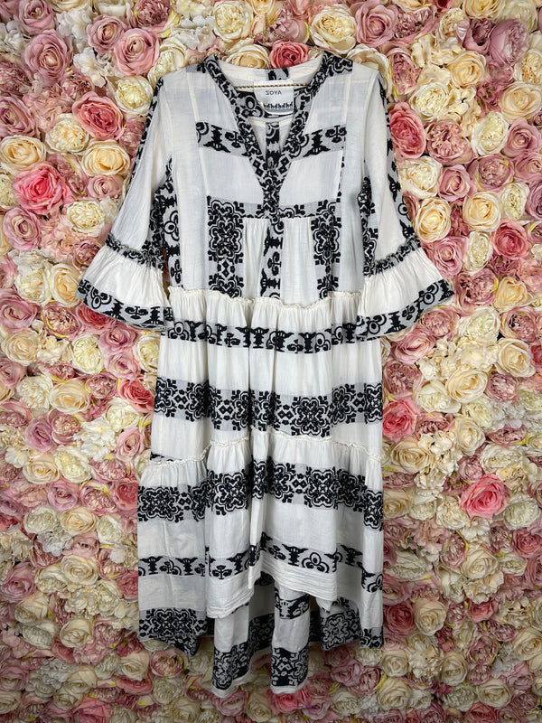 Zoya long Dress White Black One Size