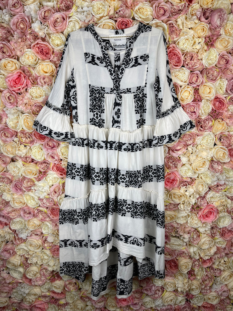 Zoya long Dress White Black One Size