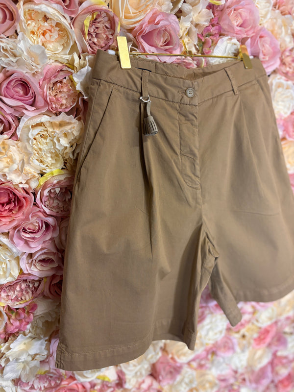 Pamela Henson Bermuda Shorts Khaki