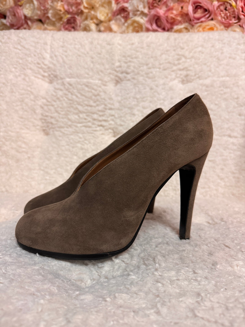 Hermès Pumps Velour Taupe