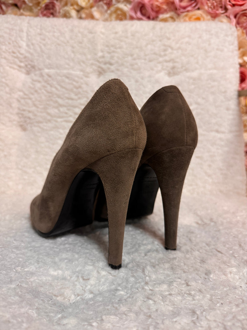 Hermès Pumps Velour Taupe