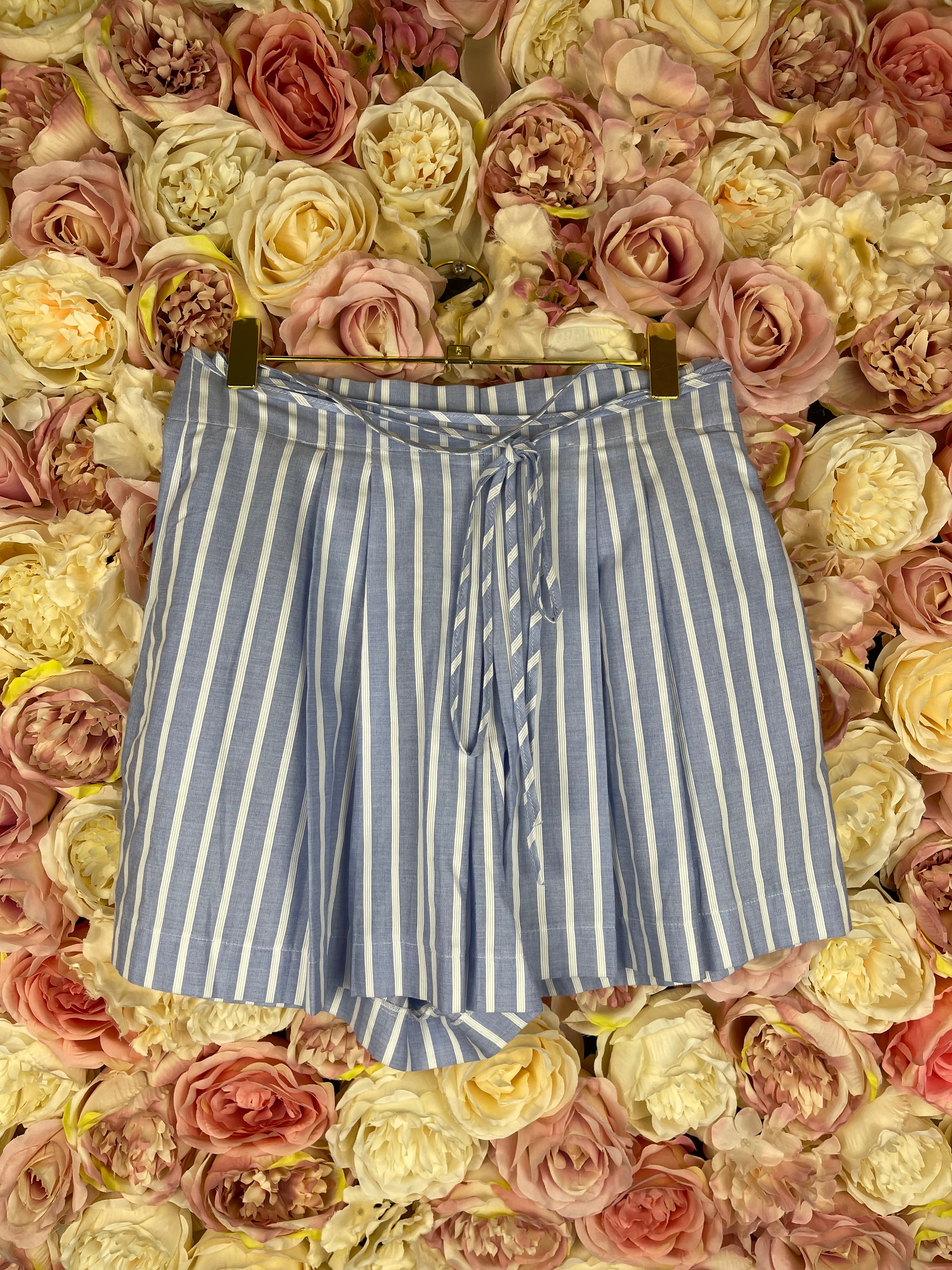 Ermanno Scervino Linen Shorts Blue White Sz. 36 DE