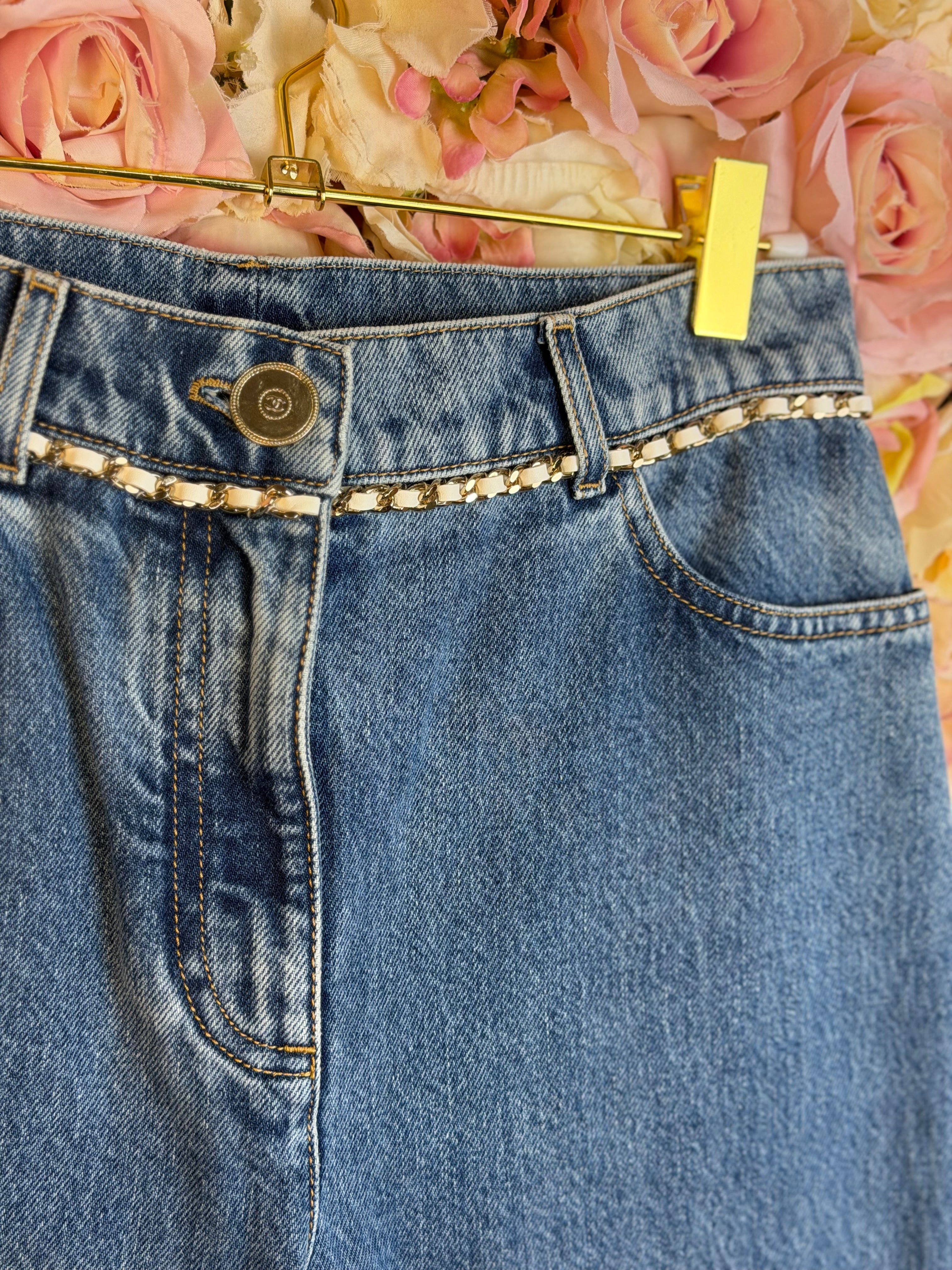 Chanel 2023 Jeans with Leather Details Blue Sz. 32 DE (34 FR)