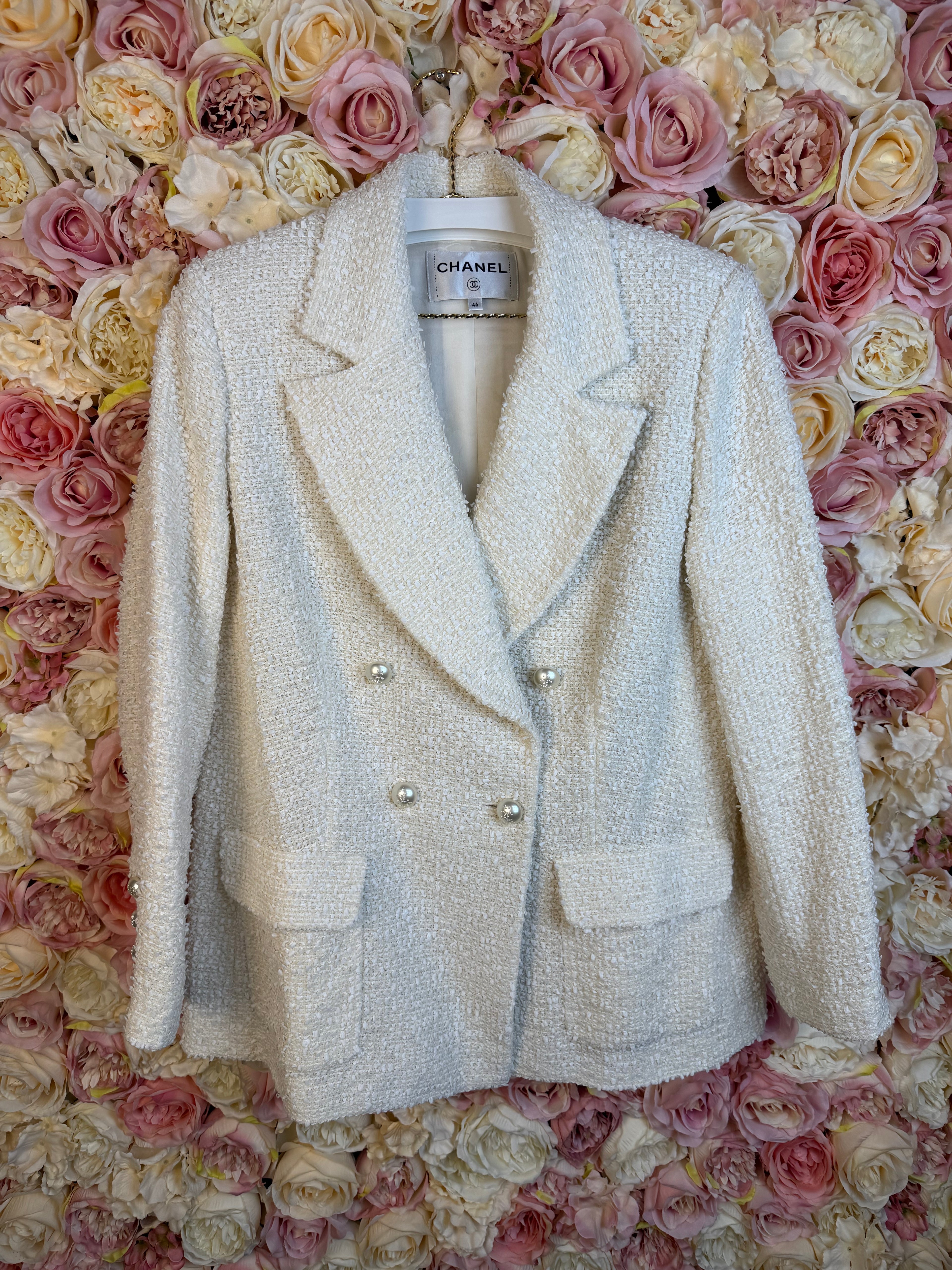 Chanel 19C La Pausa Tweed Blazer White Sz. 44 DE (46 FR)