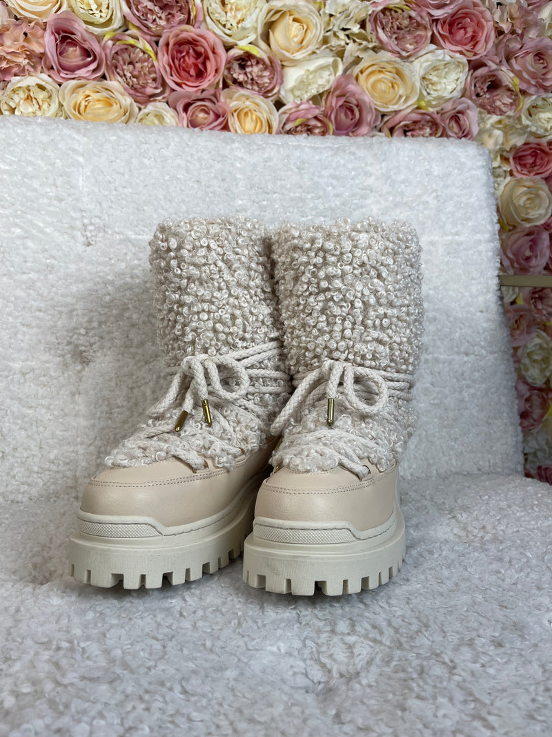 Inuikii Boots with Fur Beige Sz. 39 EU