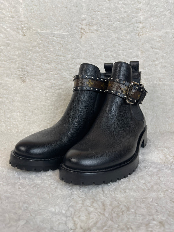 Louis Vuitton Discovery Ankle Boots Black Sz. 37.5 EU