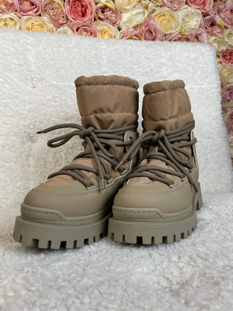 Inuikii Boots Beige Sz. 39 EU