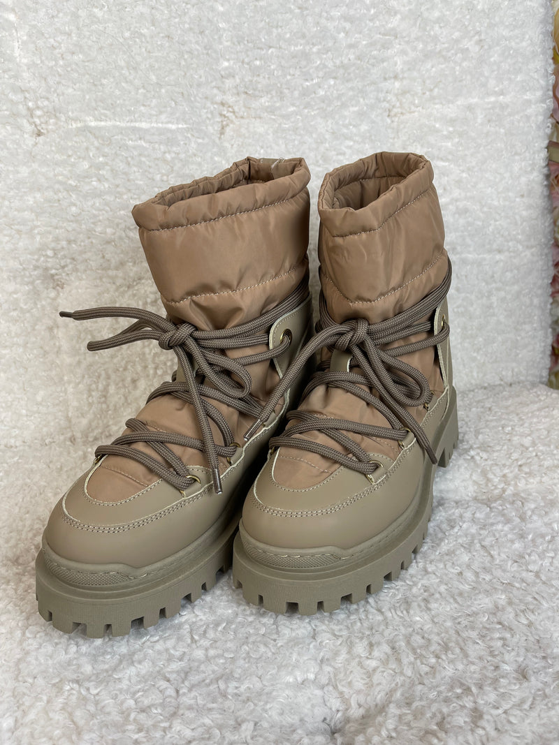 Inuikii Boots Beige Sz. 39 EU