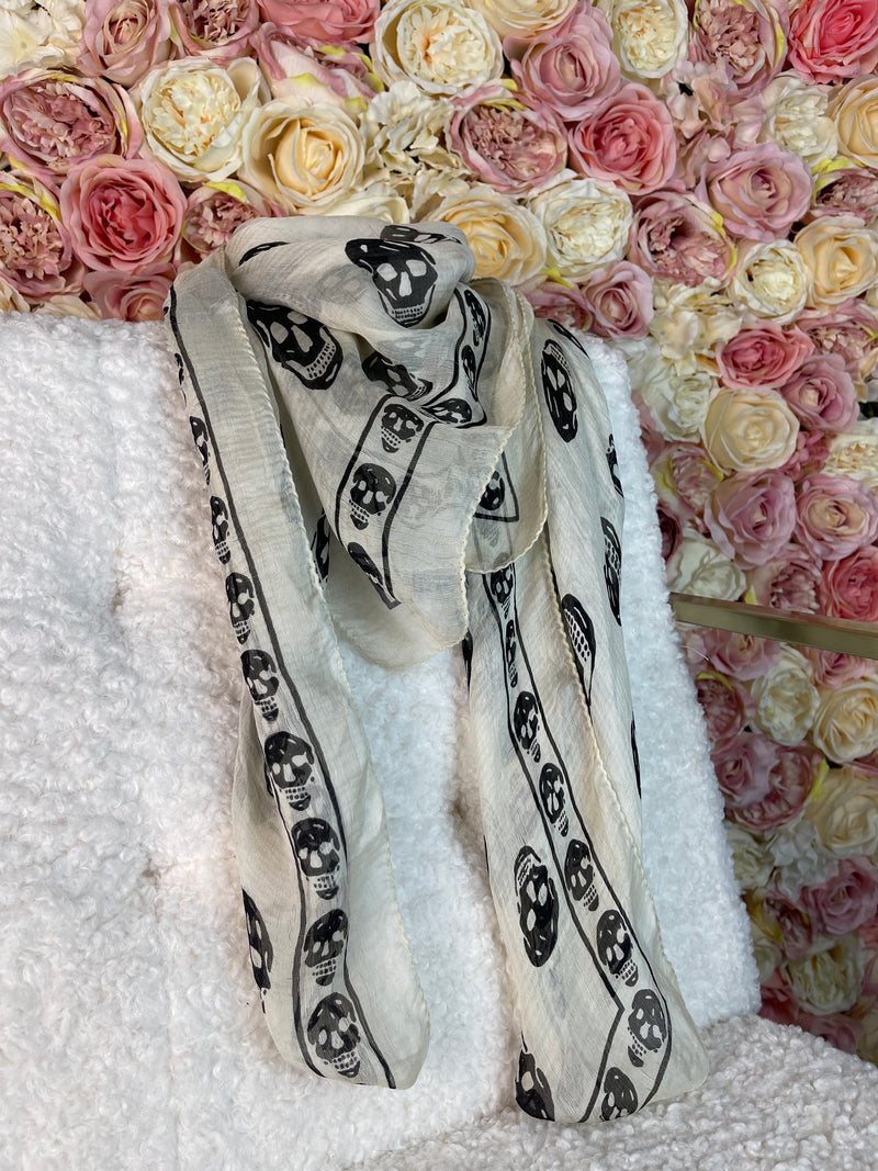 Alexander McQueen Scarfs different Colours