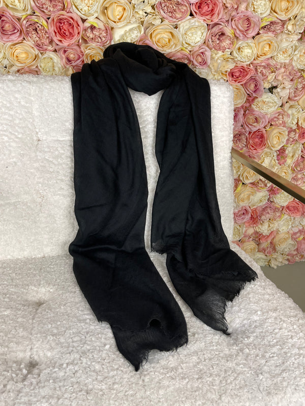 No Name Scarf Black
