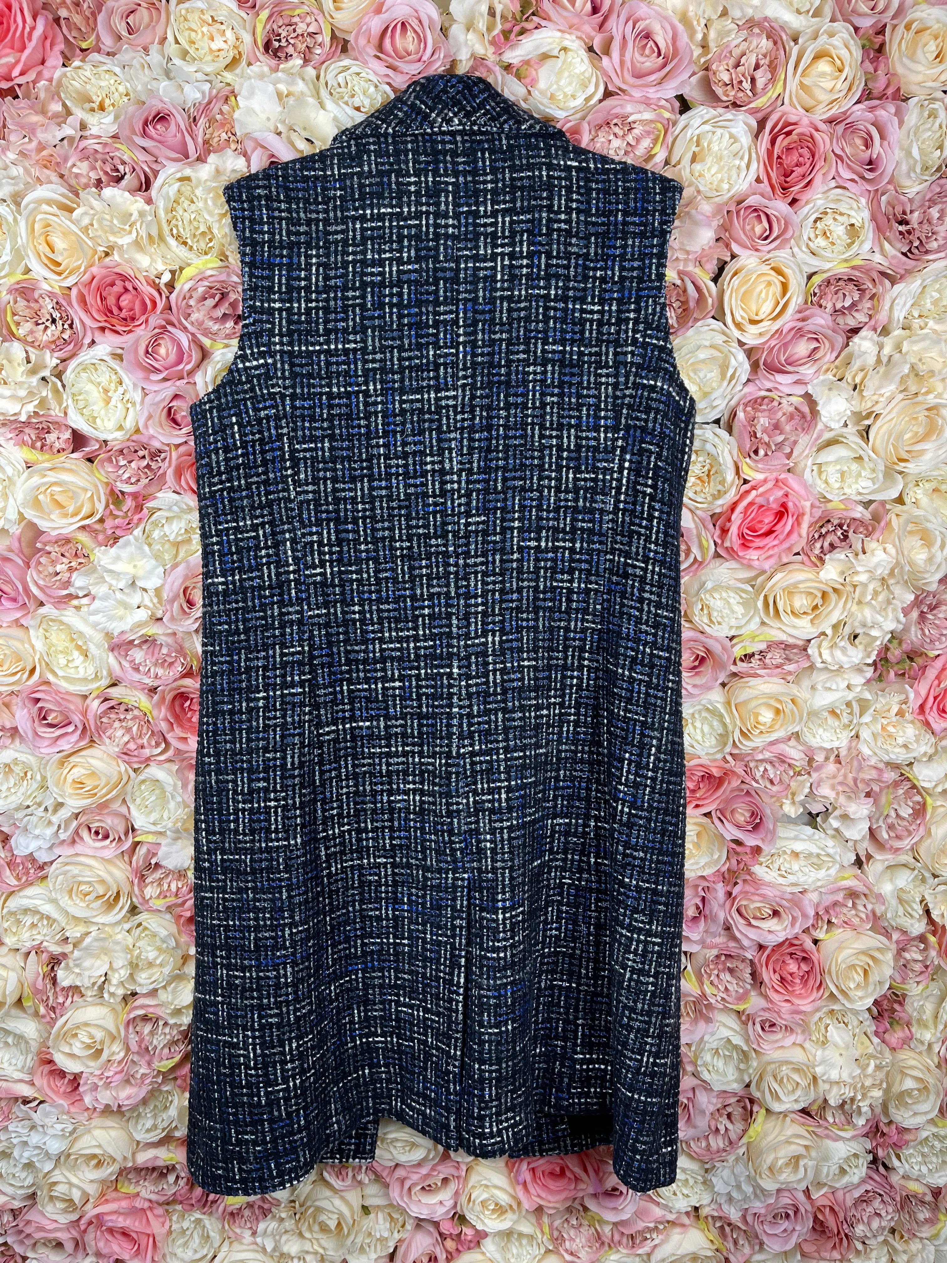 Chanel 22A Tweed Vest Blue Multi Sz. 40 DE