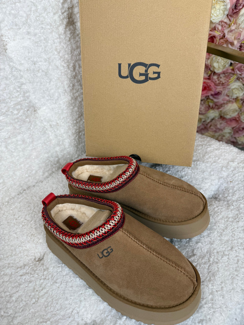 UGG Plattform Slippers Chestnut Sz. 38 EU